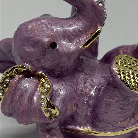 Rare Lilac Purple and Golden rhinestone Elephant secret stash trinket box - Picture 10 of 16